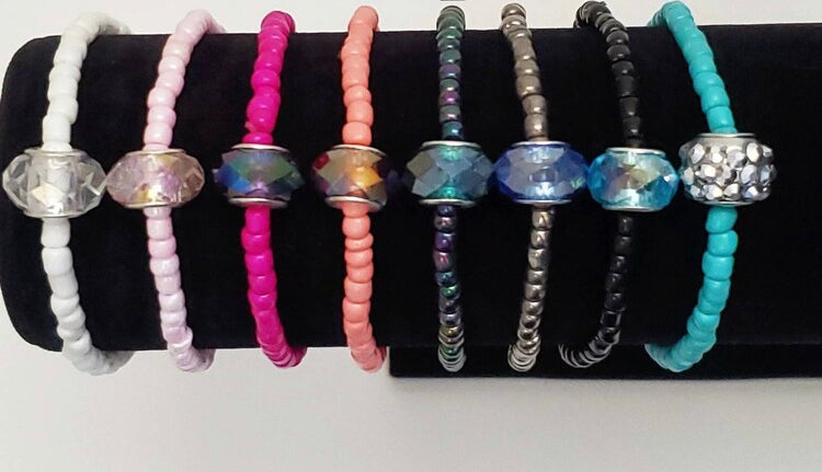 Fidget Bracelet with glass gem